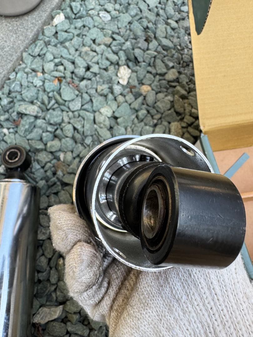 ハーレー用？フルカバーリアショック