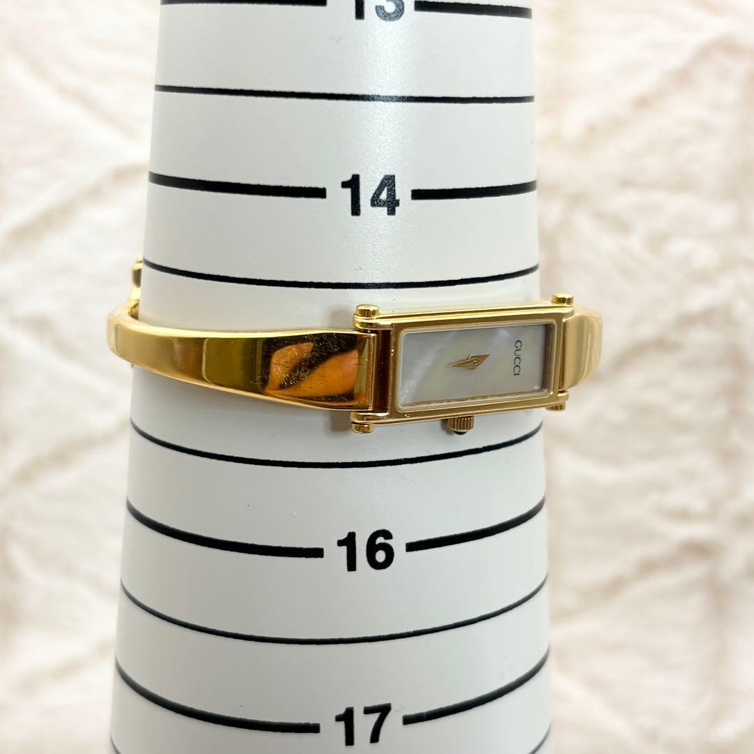 新品電池✨ GUCCI 1500 シェル文字盤 ゴールド