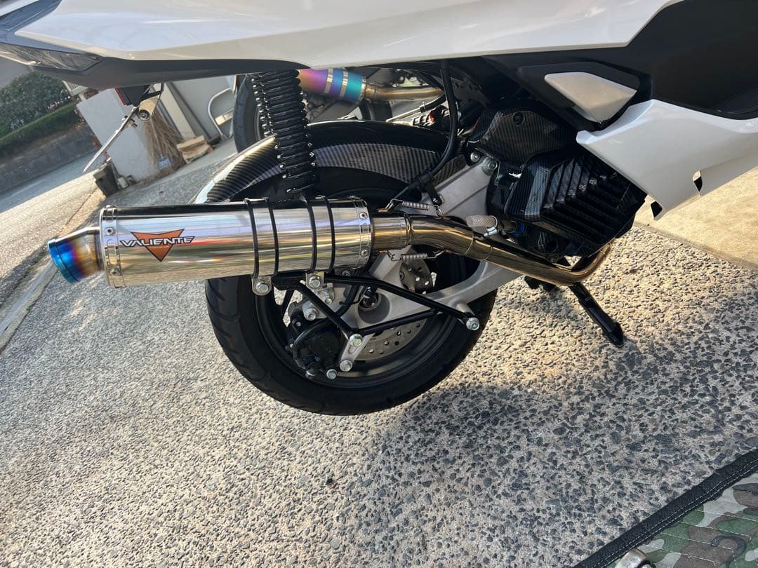 VALIENTE(バリエンテ) スパルタマフラー ホンダ PCX125 JK05
