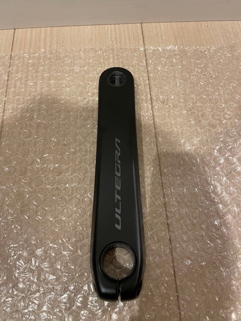 ULTEGRA クランクアーム ブラック　8100