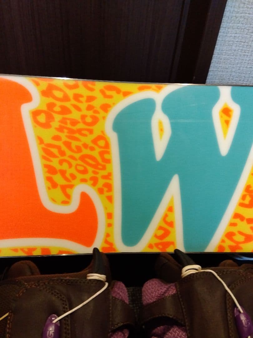 【3点セット 送料込み】IGNIO 145 レディース 豪華スノーボードセット！