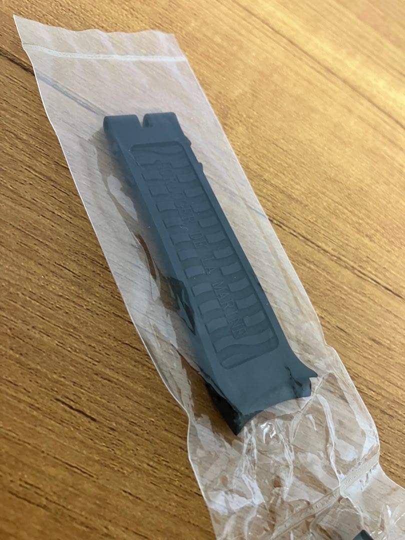 【新品・未開封】ブレゲ マリーン 2 ラージデイト用 純正ラバーベルト