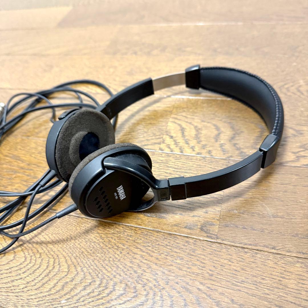 YAMAHA P-105 電子ピアノ 88鍵 ホワイト 付属品多数　ヤマハ