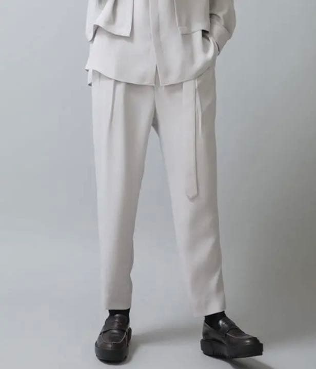 CULLNI STUDIOUS別注 BELTED SLACKS