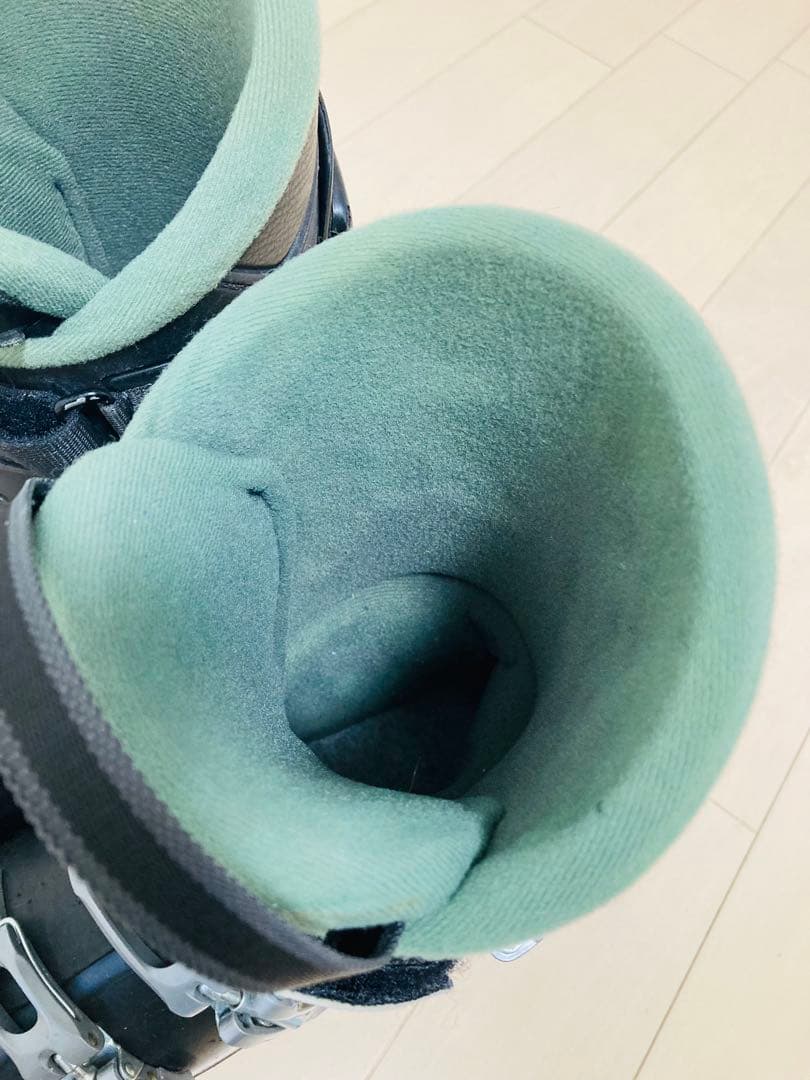 SALOMON PERFORMA スキーブーツ　サロモン　28.0-28.5cm