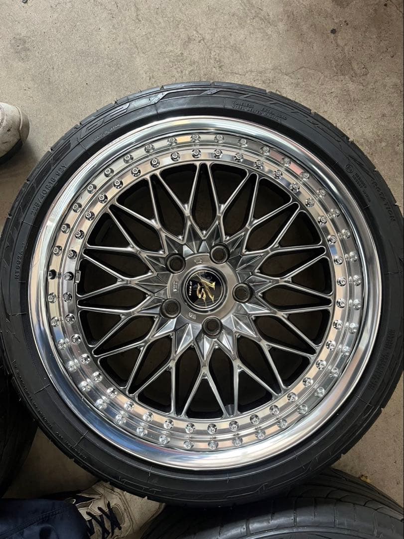 タイヤ・ホイール hana