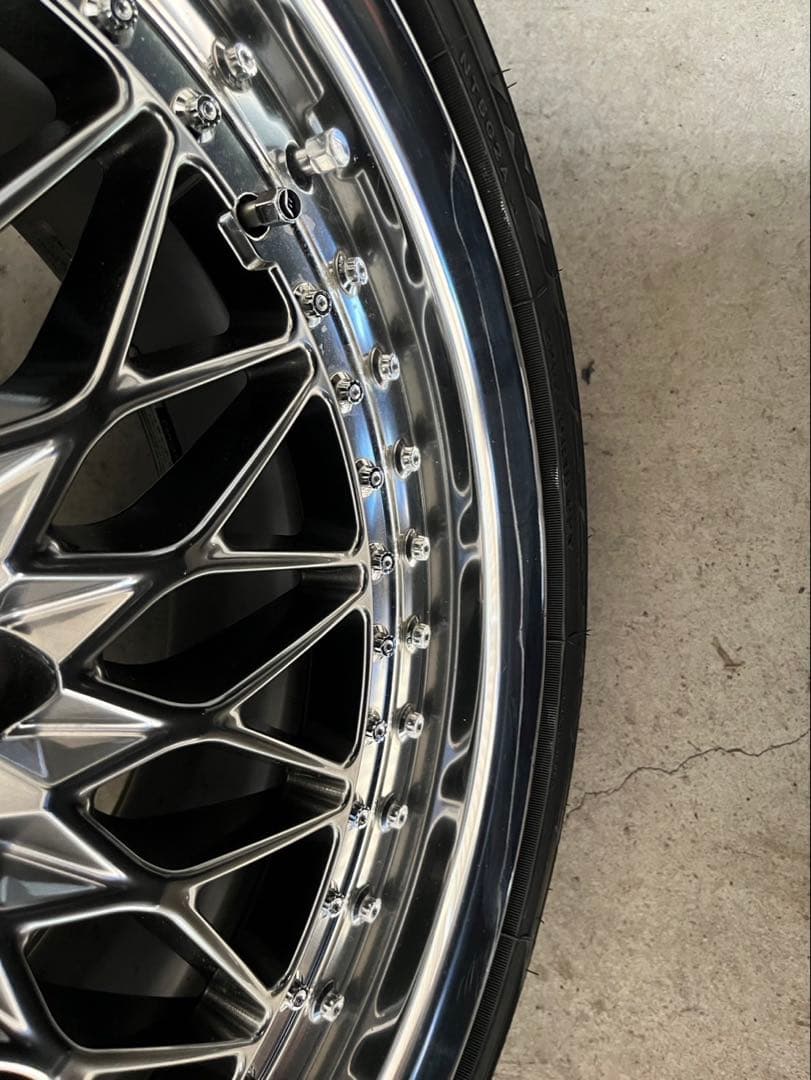 タイヤ・ホイール hana