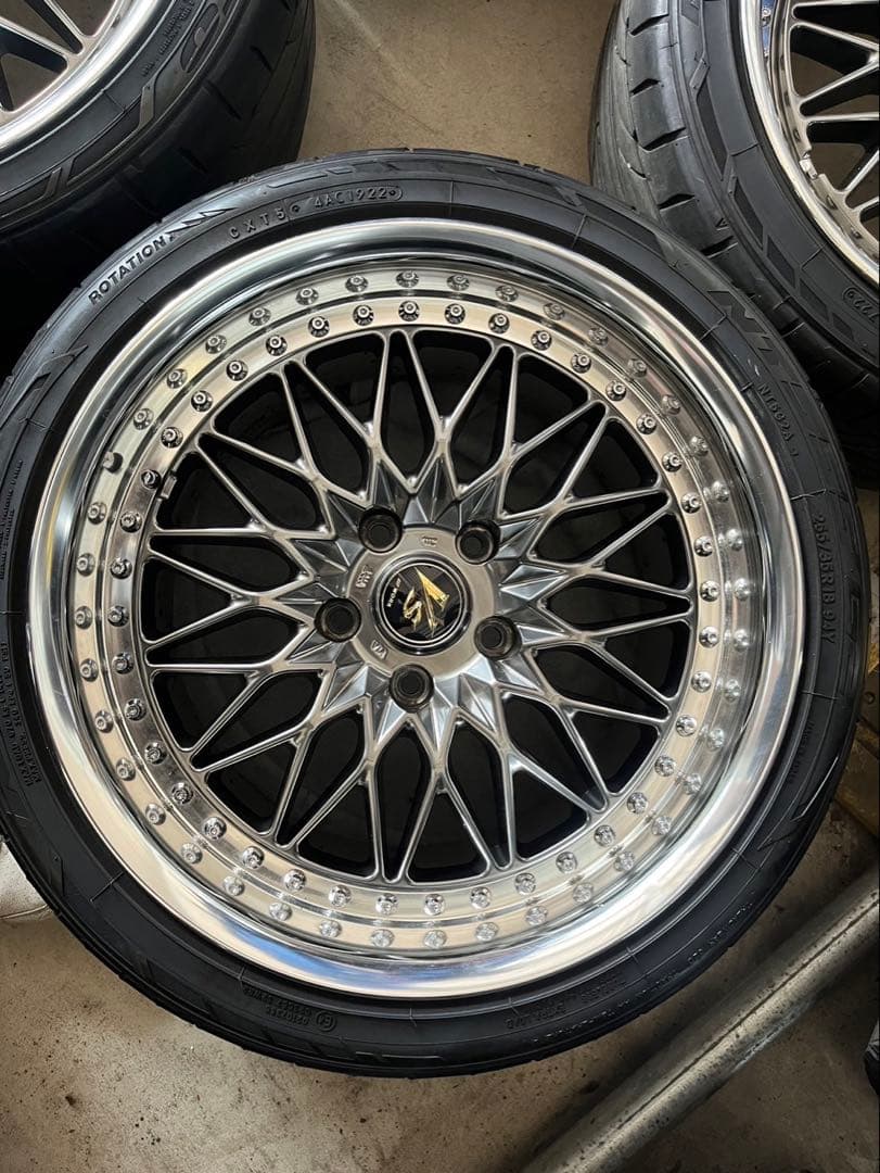 タイヤ・ホイール hana