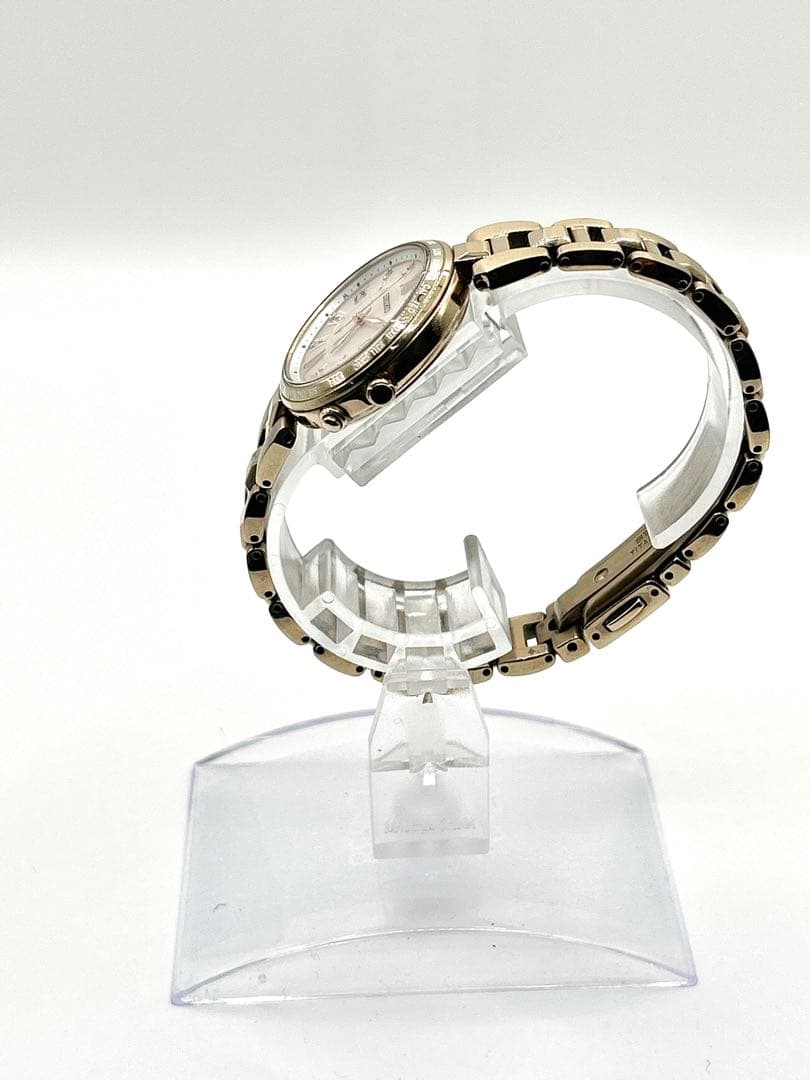 SEIKO LUKIA レディース時計1B35-0AF0 ソーラー　watch