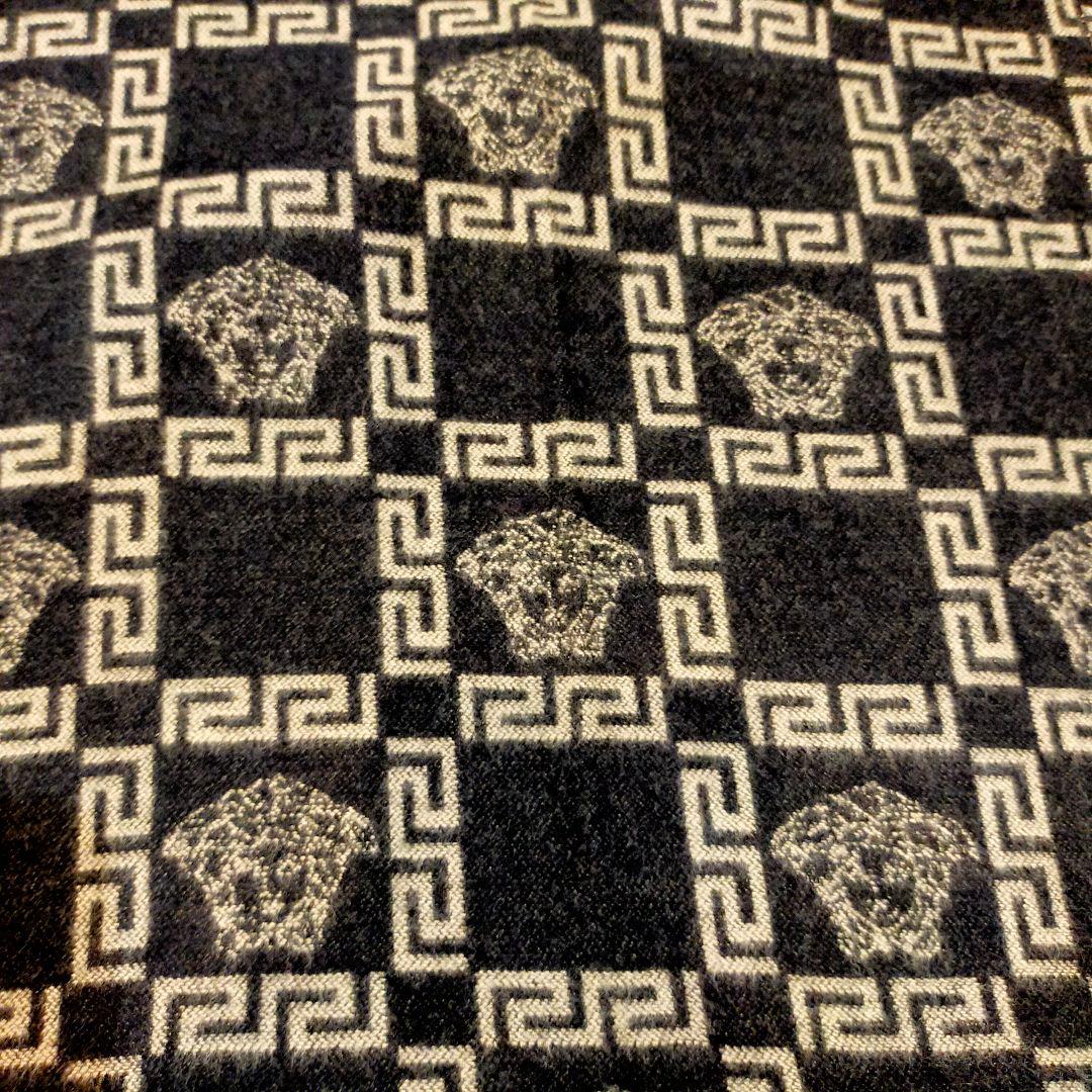 VERSACE ヴェルサーチ メデューサ マフラー ストール メンズ レディース