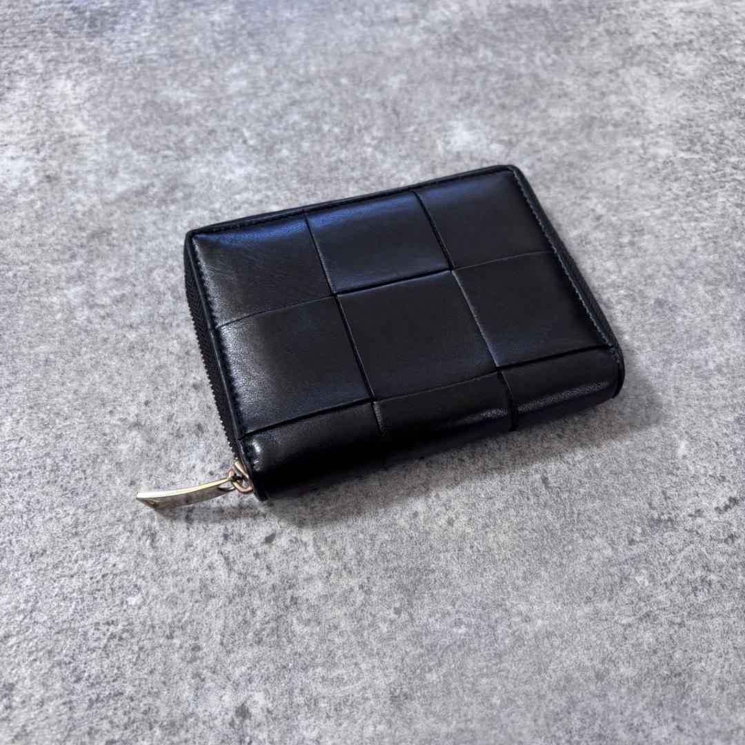 美品 ボッテガヴェネタ カセット ジップアラウンド ウォレット コンパクト
