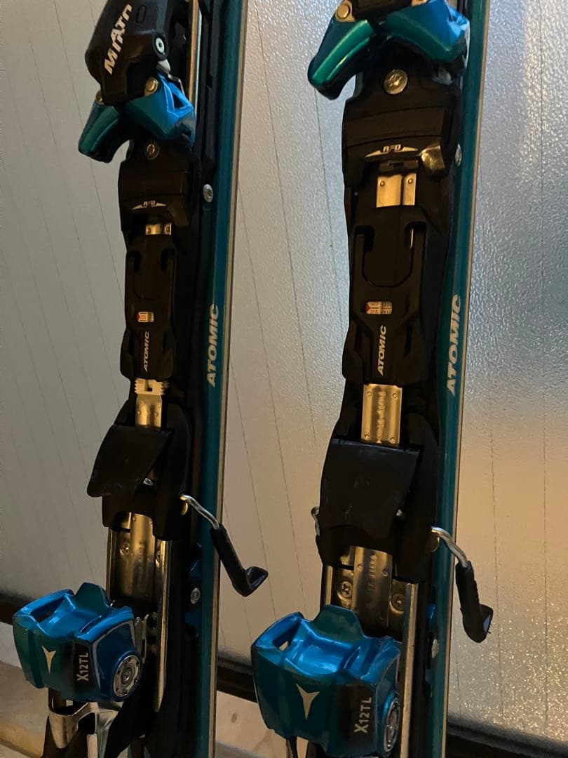 （ゆうた）ATOMIC Bluester スキー板