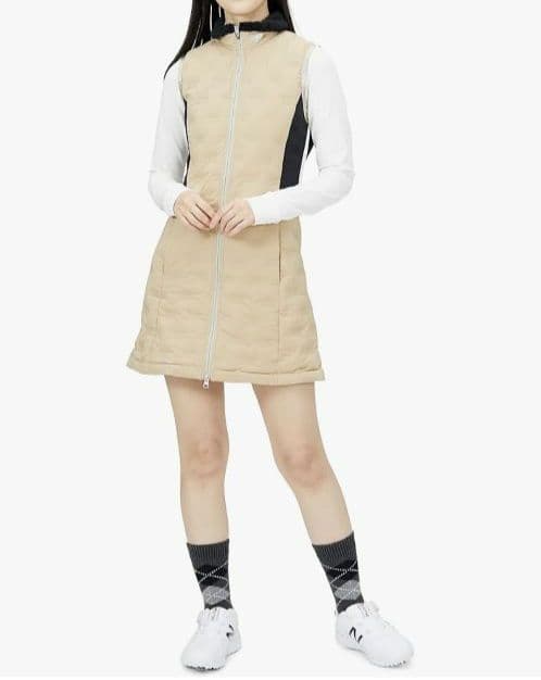 コヤギ　美品　ニューバランスゴルフ　ダウンワンピース2 ベージュ　中綿