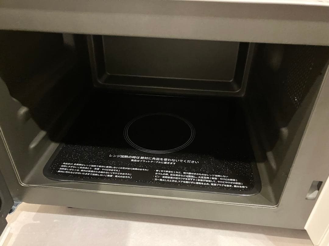 美品◎2022年製　SHARP 電子レンジ　RE-F161-W