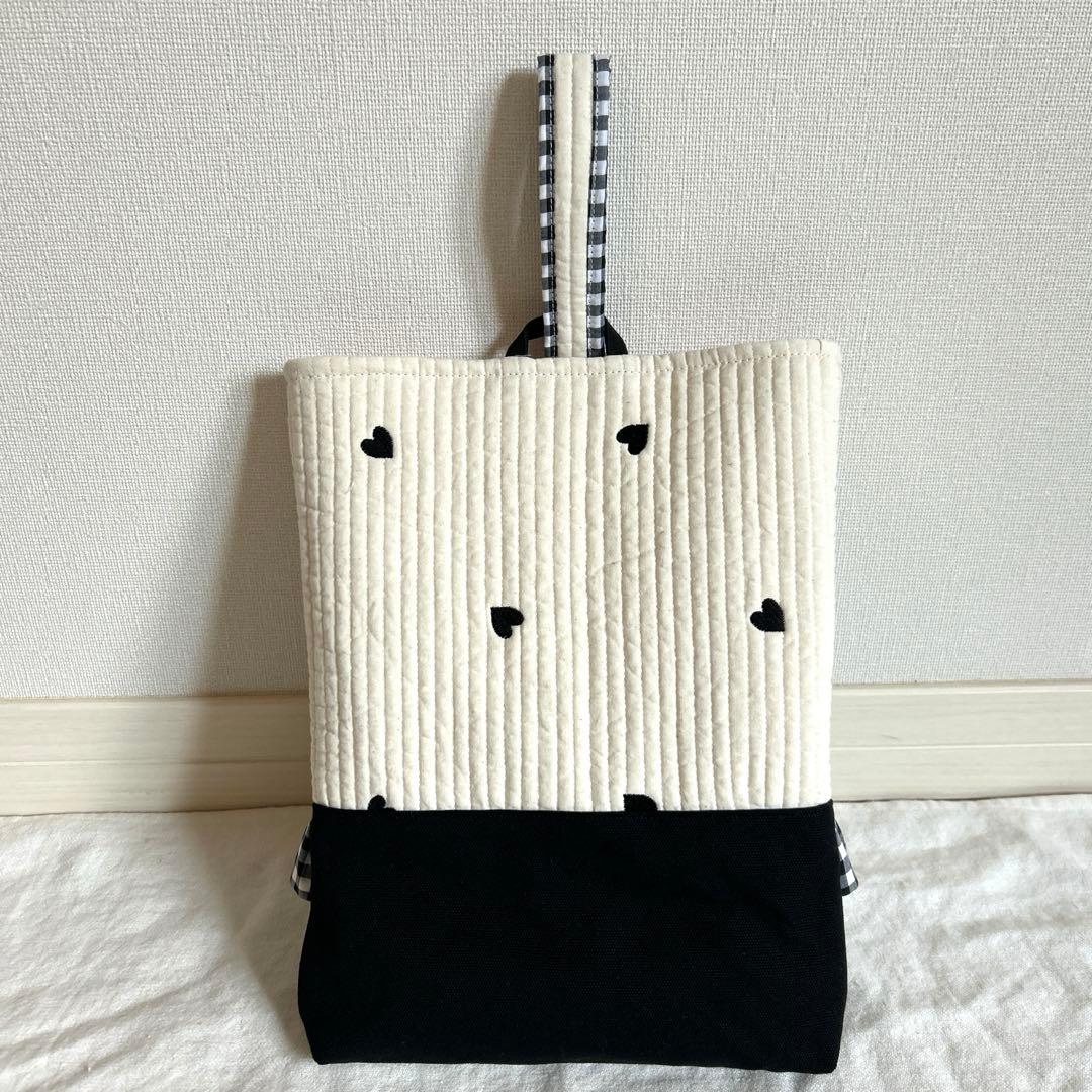 メー❤︎翌日発送！圧縮梱包！　【白地黒ハートヌビ×黒チェック】　女の子