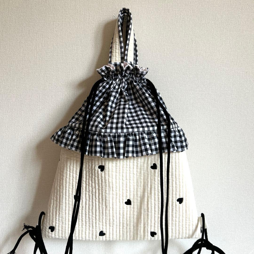 メー❤︎翌日発送！圧縮梱包！　【白地黒ハートヌビ×黒チェック】　女の子