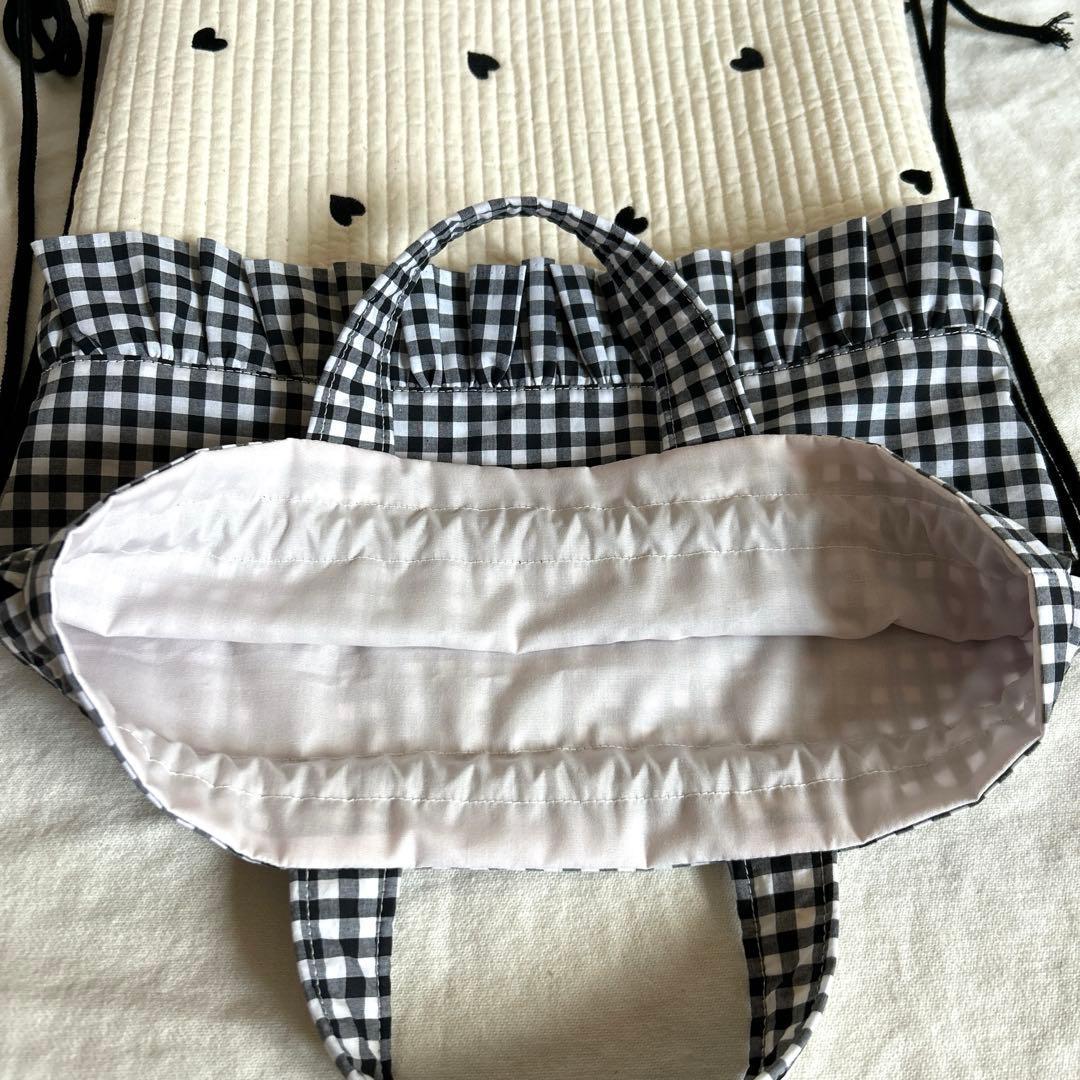 メー❤︎翌日発送！圧縮梱包！　【白地黒ハートヌビ×黒チェック】　女の子