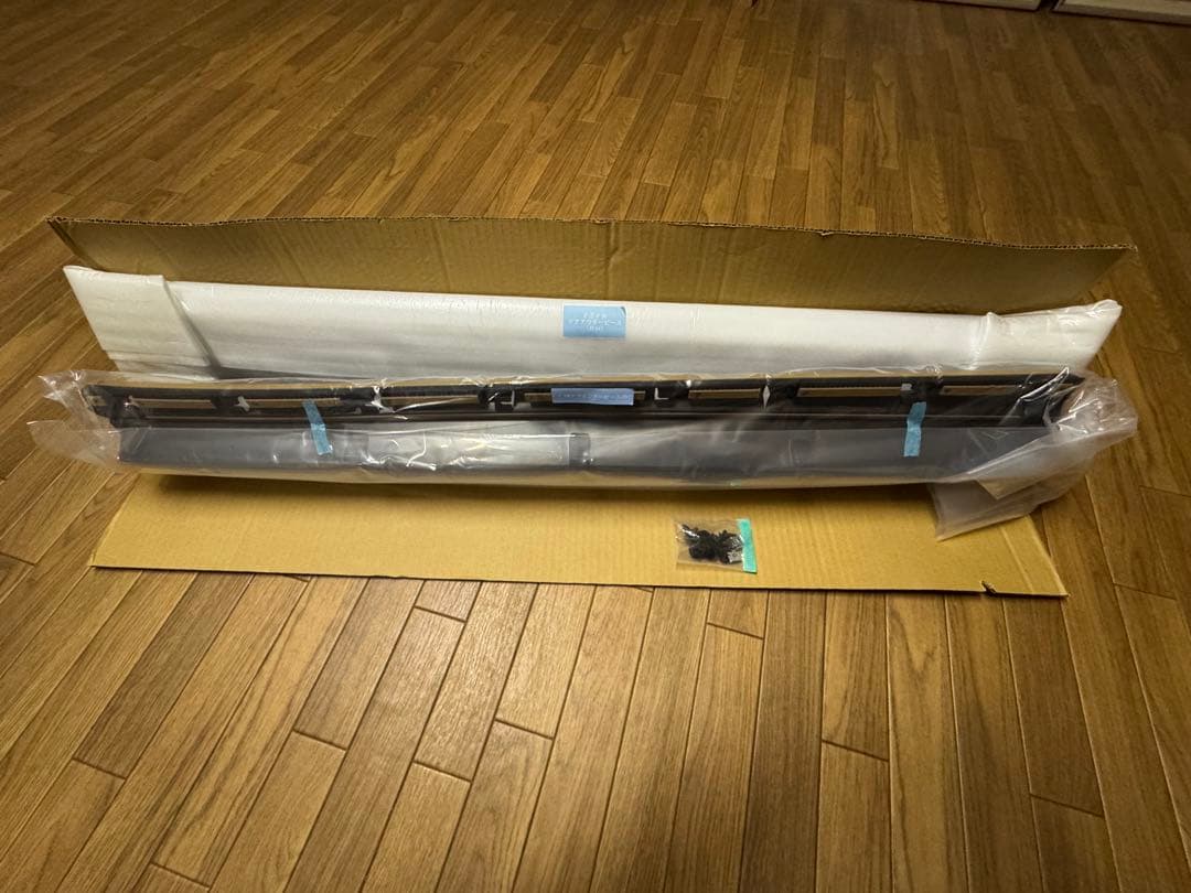 現行レクサス RX TRD サイド