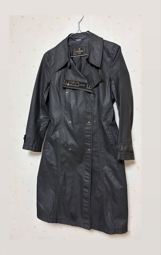 FENDI（フェンディ）レディース コート /トレンチコート/希少/ヴィンテージ