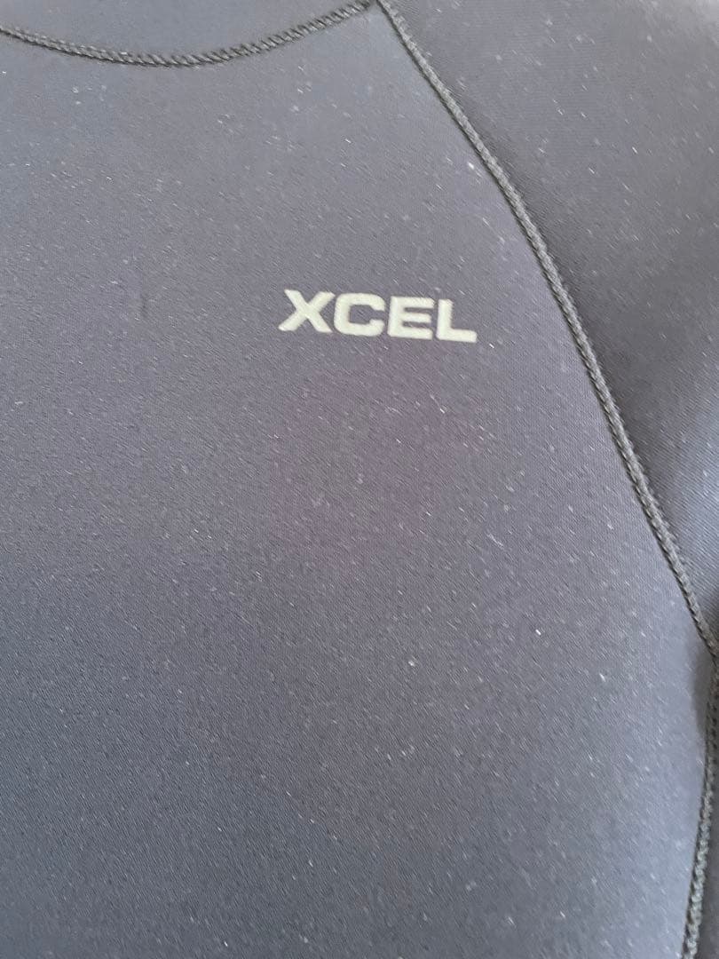 XCEL フルスーツ ブラック　ジャーフル送料込み