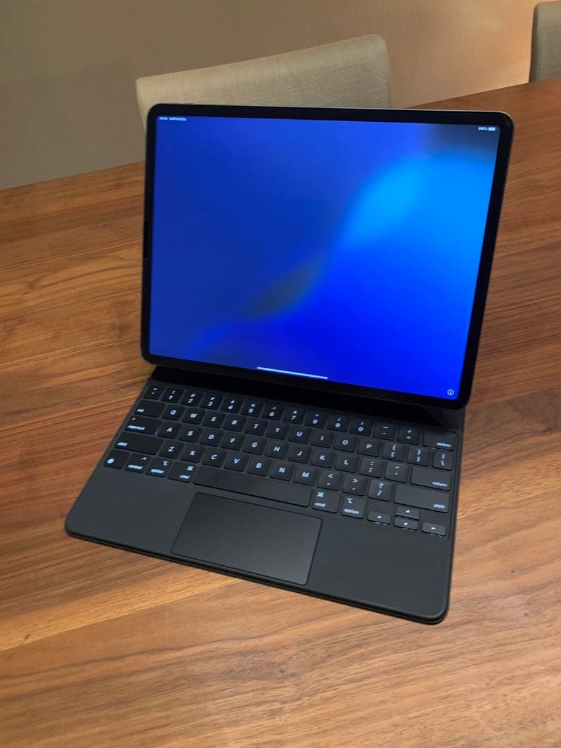 iPad pro 12.9インチ256GB MagicKeyboard