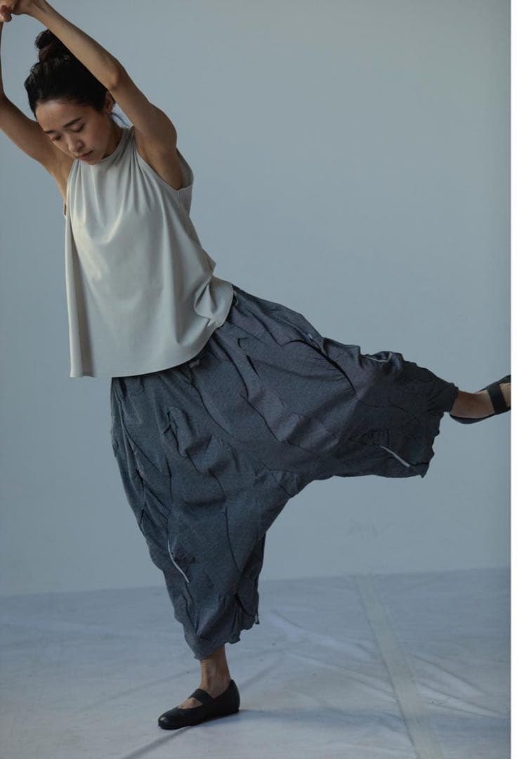 ヨーガンレール・バルーンパンツ