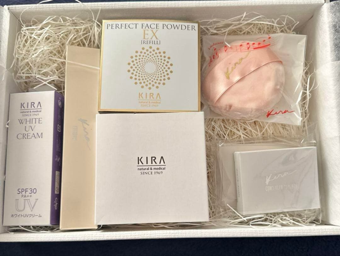 KIRA スキンケア セット＆フェイスパウダーセット