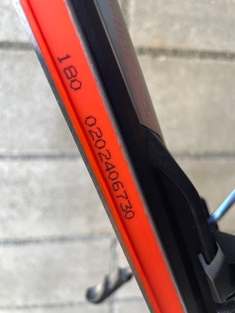 フォルクル2021〜22　VOLKL レースタイガーGS　180センチ