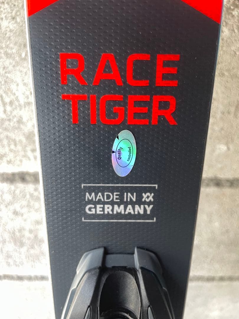 フォルクル2021〜22　VOLKL レースタイガーGS　180センチ