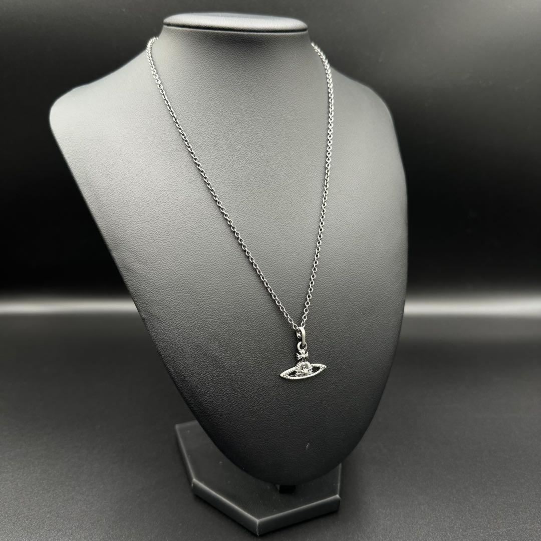 Vivienne Westwood ネックレス シルバー ブラック色 r8182