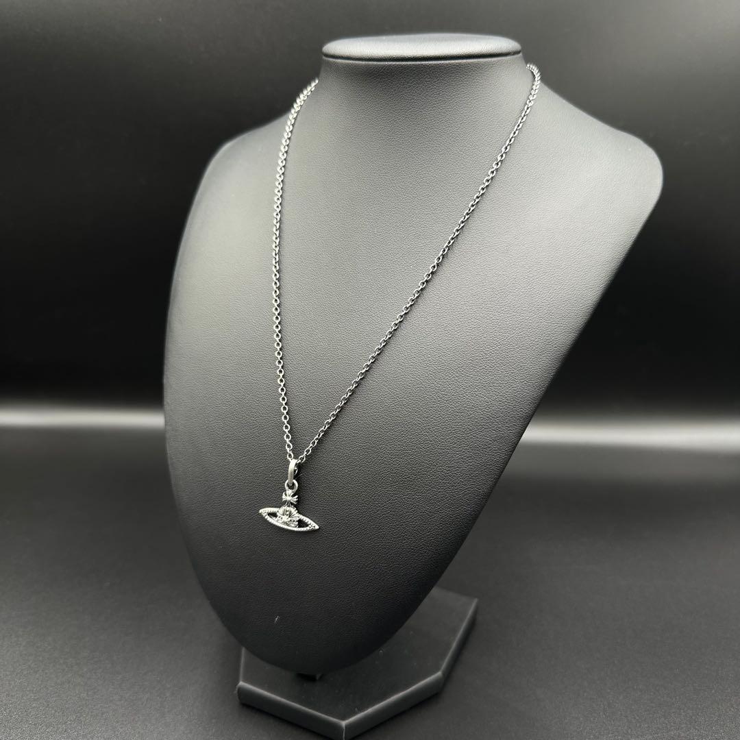 Vivienne Westwood ネックレス シルバー ブラック色 r8182