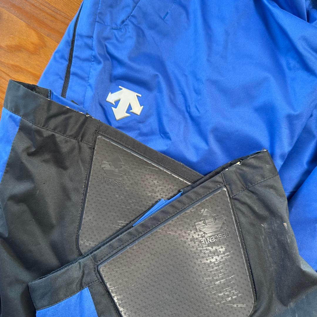 DESCENTE SCRUM-Q スキーウェア 上下セット、青/黒 収納袋付き