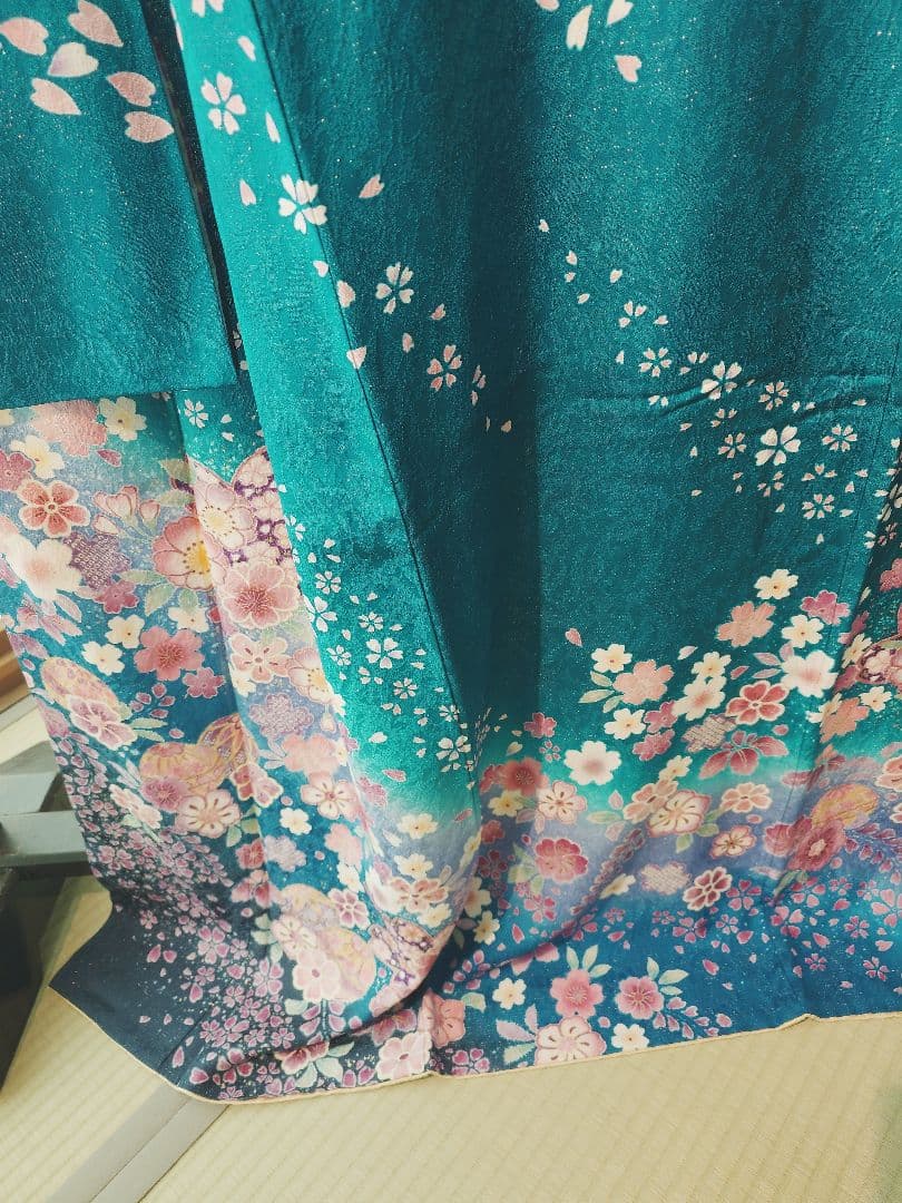 青緑色 花柄 振袖 着物