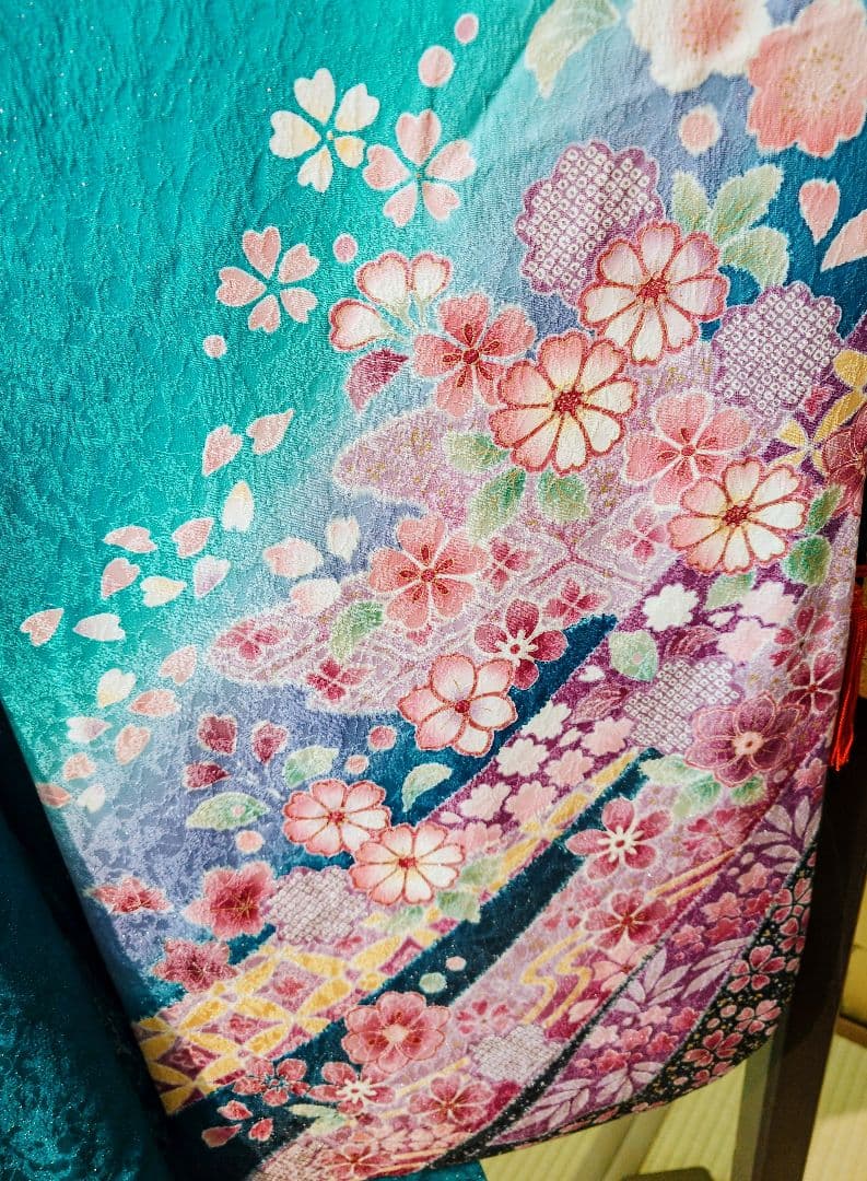 青緑色 花柄 振袖 着物