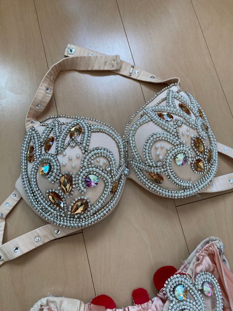 お値下げ小柄さんにベリーダンス衣装 ピンクベージュ