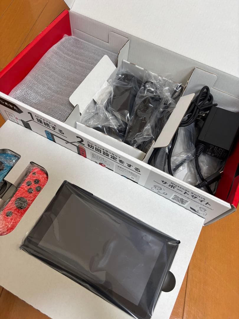 Nintendo Switch 256GB microSD＋ハンドル2個セット