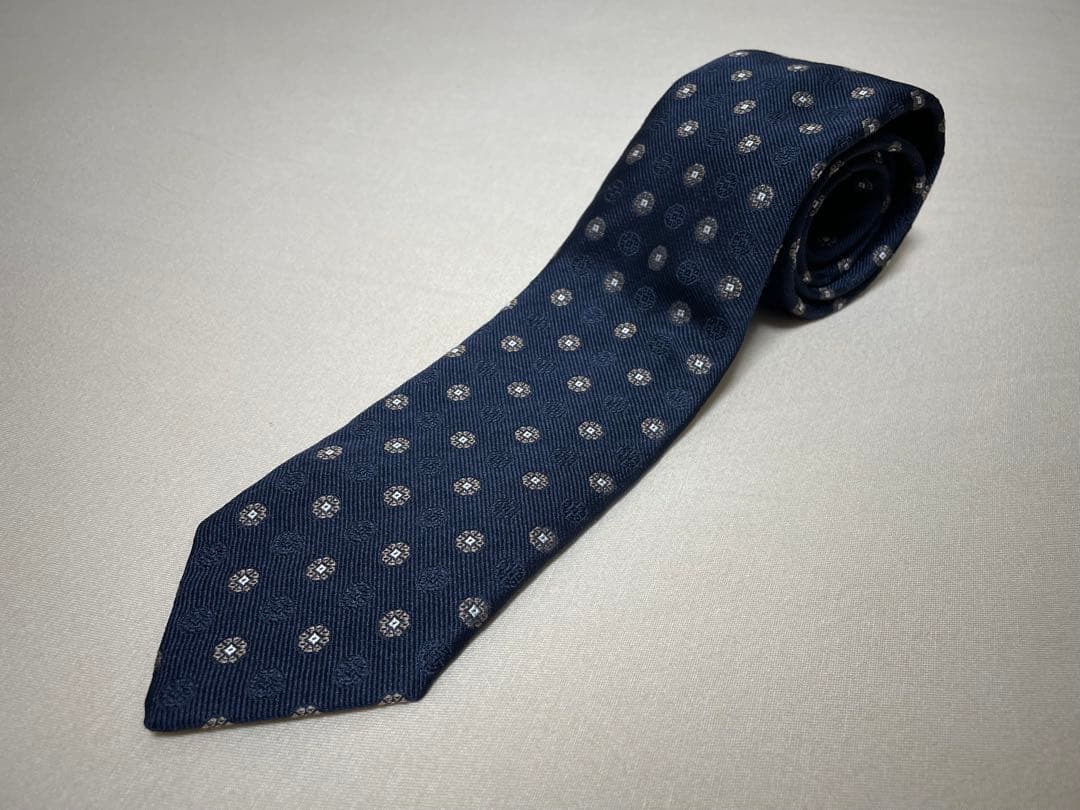 【LUIGI BORRELLI】 ルイジ・ボレッリ シルクツイル小紋柄ネクタイ