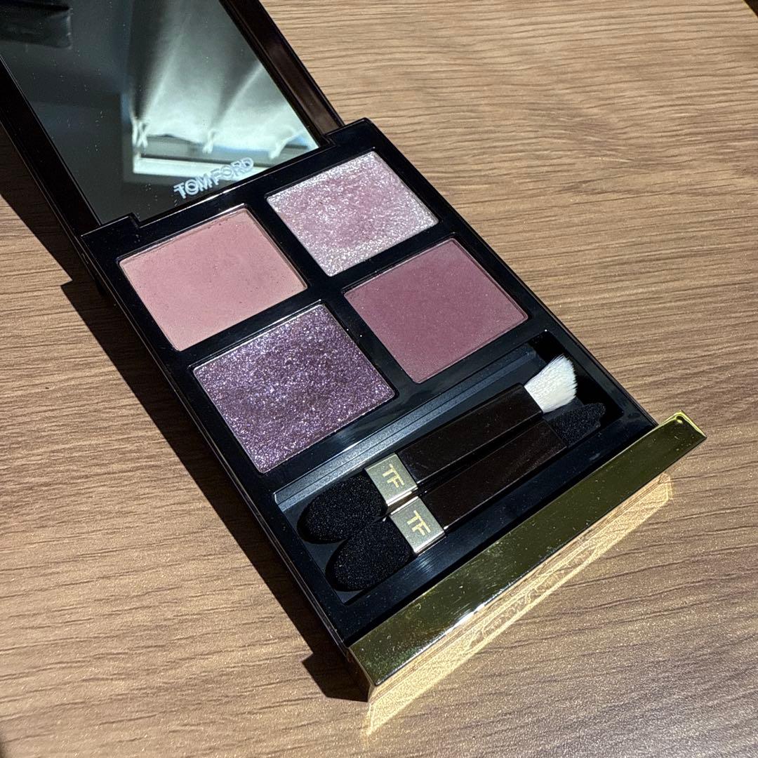 TOM FORD アイカラークォード 01S メタリックモーブ トムフォード