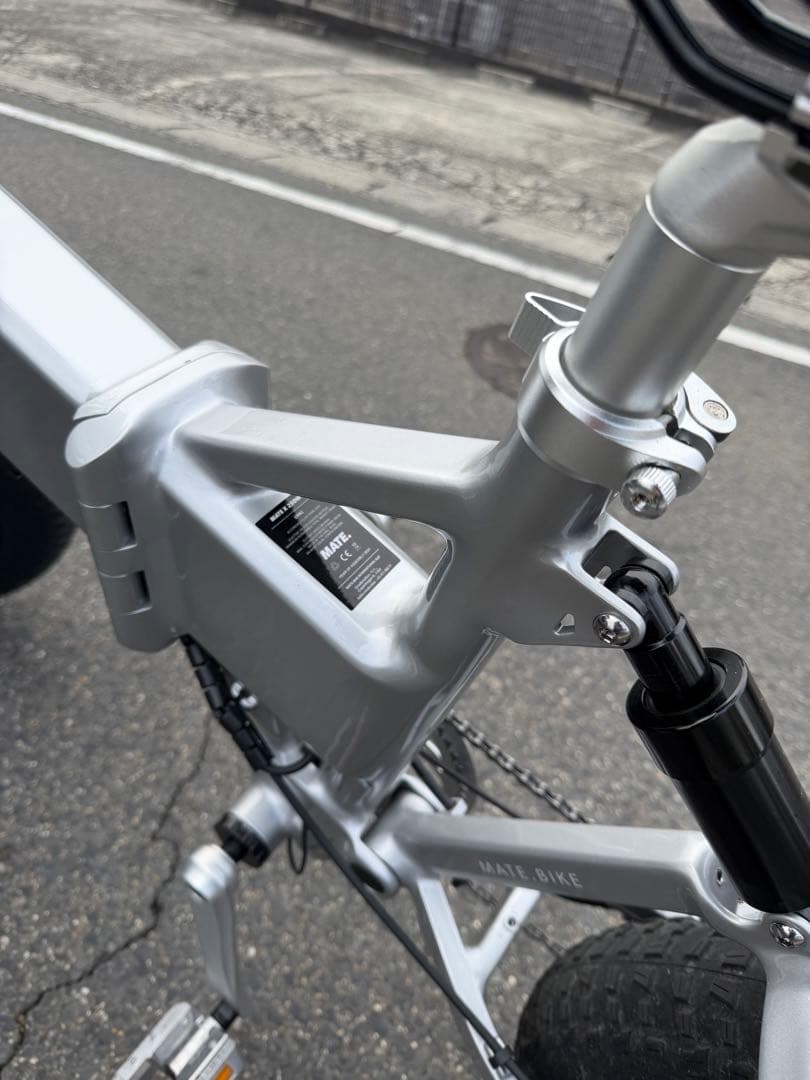 MATE X 250 MATEBAIKEほぼ新品　新発売カラー　シルバー