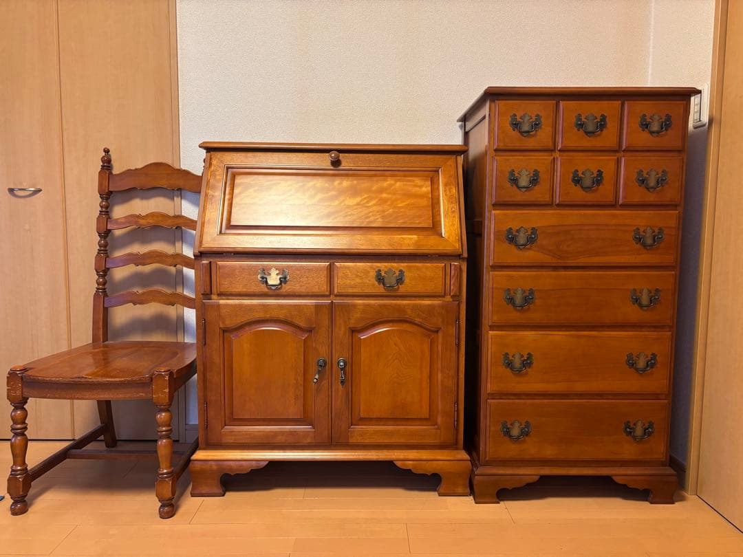 【横浜Daniel ダニエル】ライティングビューロー　机