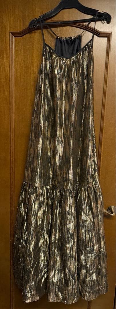 《CITY SHOP》GOLD LAME DRESS