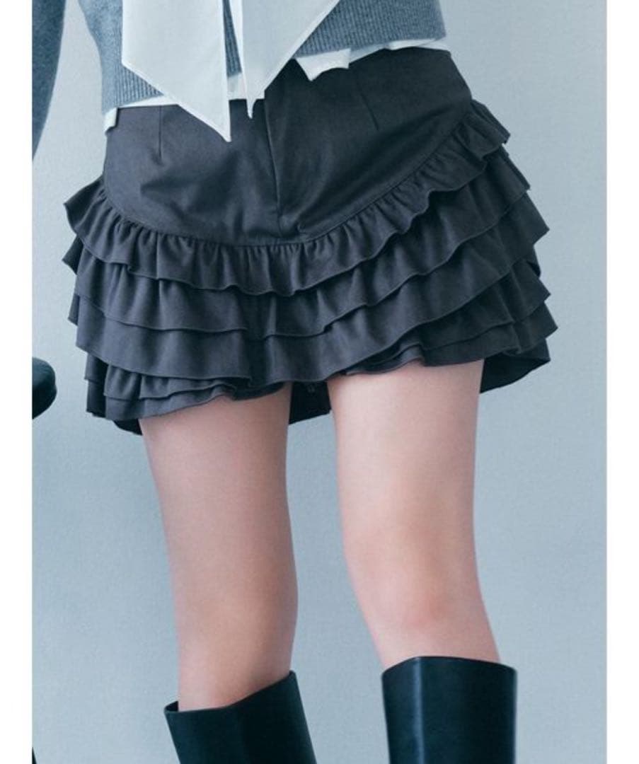 FURFUR フリルレイヤースウェードショートパンツ