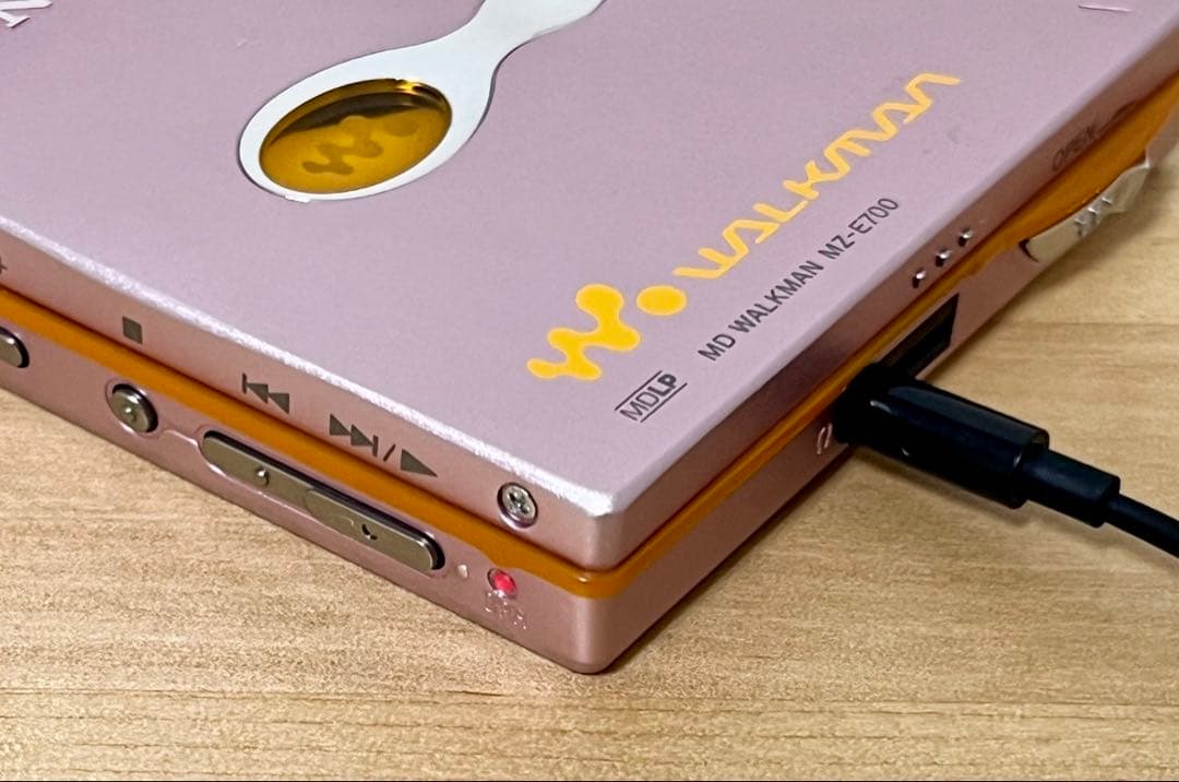 ソニー SONY MD WALKMAN MZ-E700 ピンク 充電器 電池