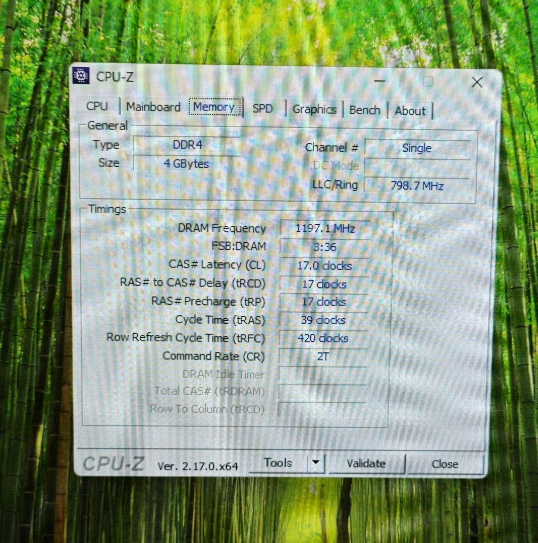 Windows 11搭載デスクトップPC（SSD 128GB・メモリ4GB)