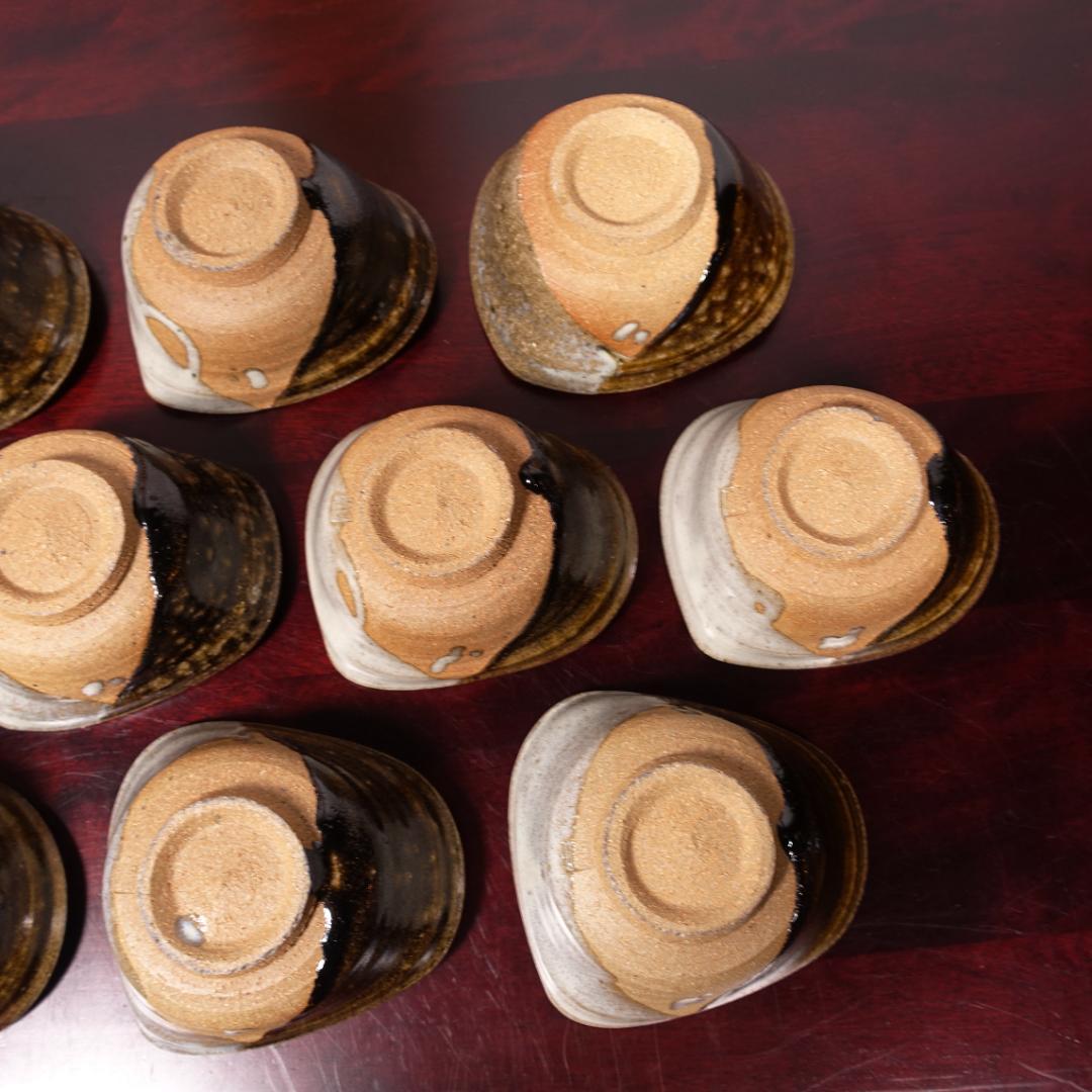 貴重な10客揃い 朝鮮唐津 沓形 向付 10客 在銘