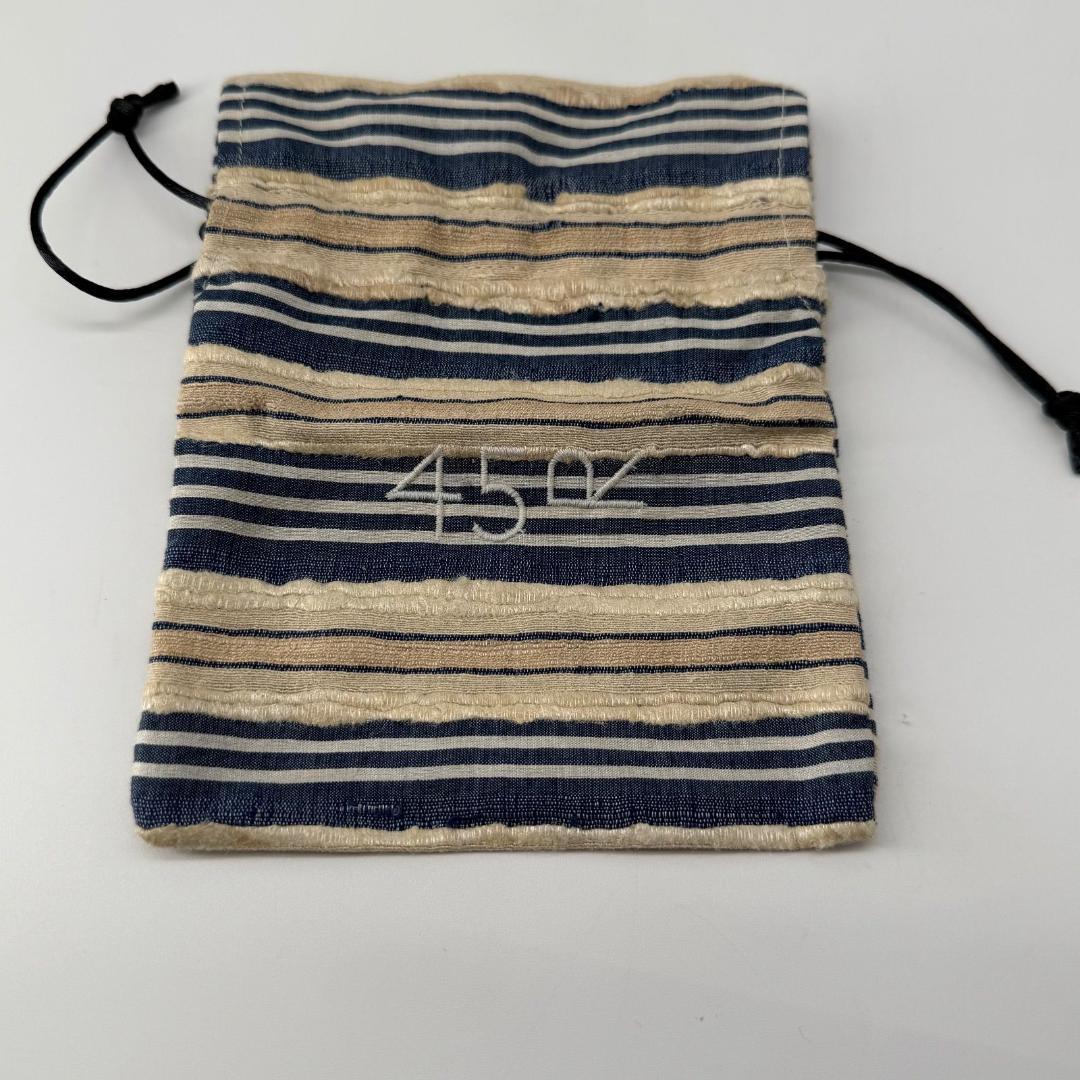 15629✨タグ付き✨45R レザーの小花ネックレス/馬革/ビーズ