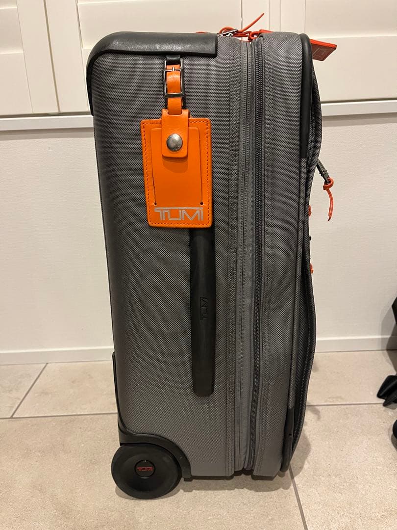 TUMI ALPHA エクスパンダブルキャリー2輪&ビジネスバッグバッグセット