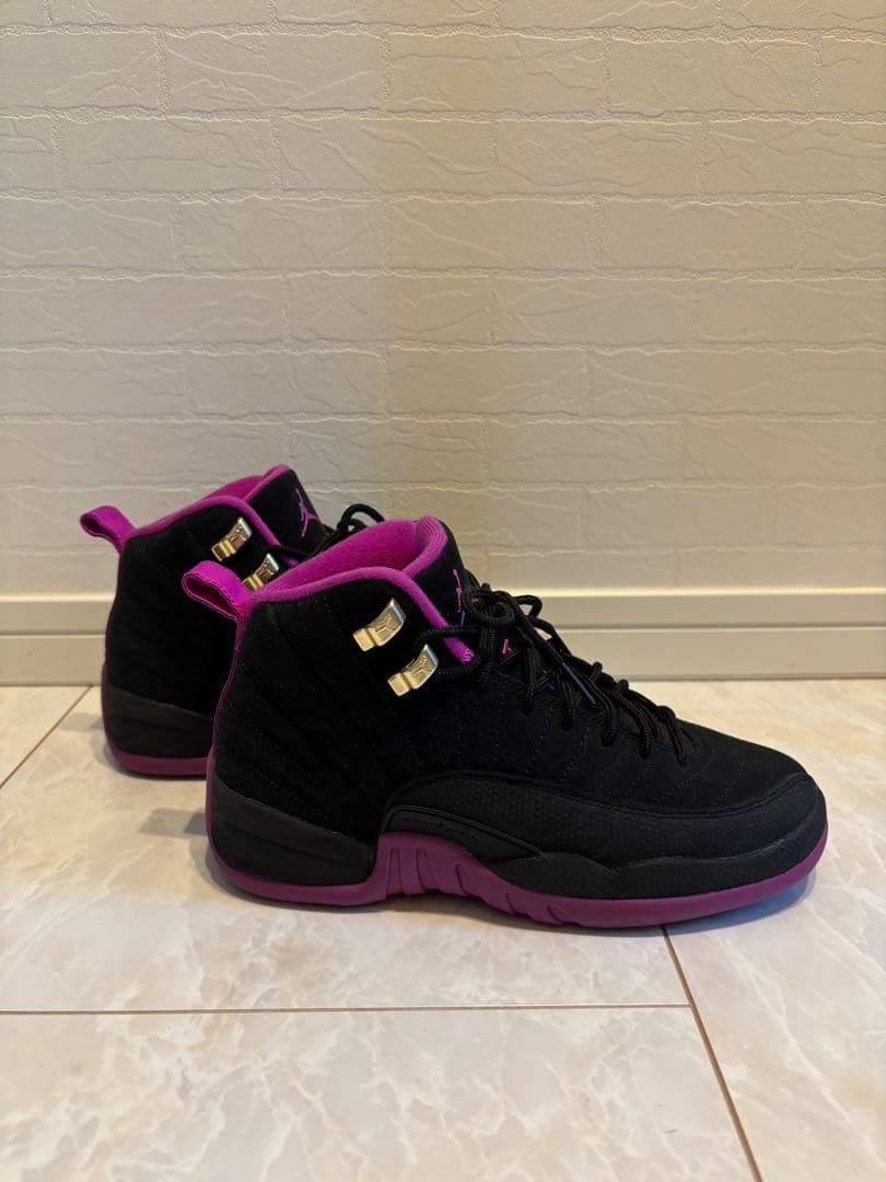 エアジョーダン12 【使用回数２回】 23.5cm