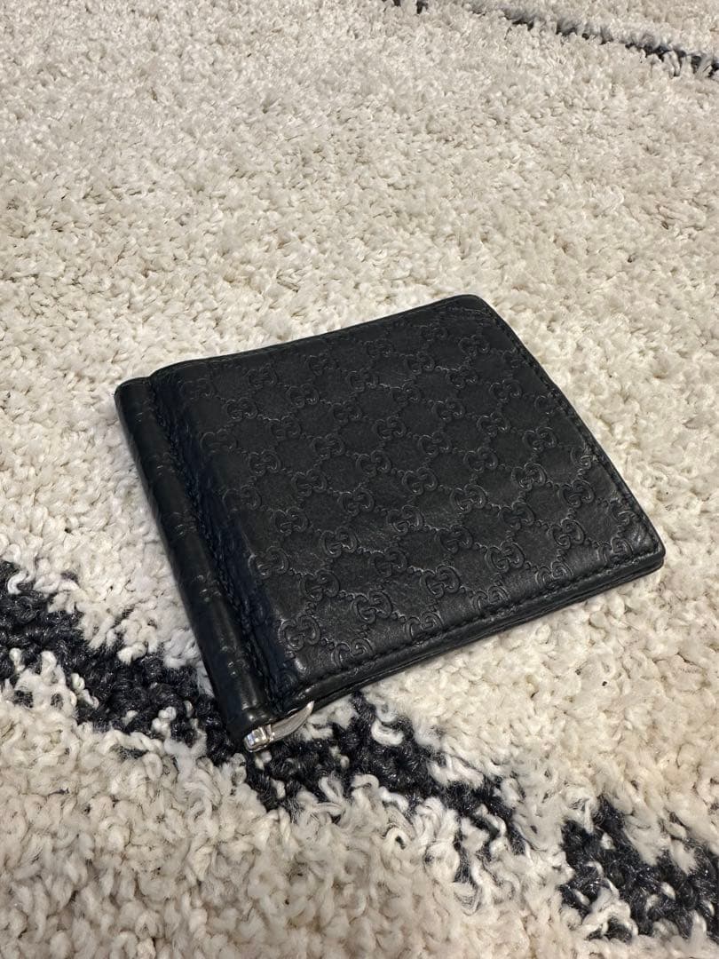 Gucci ブラックレザー マネークリップ