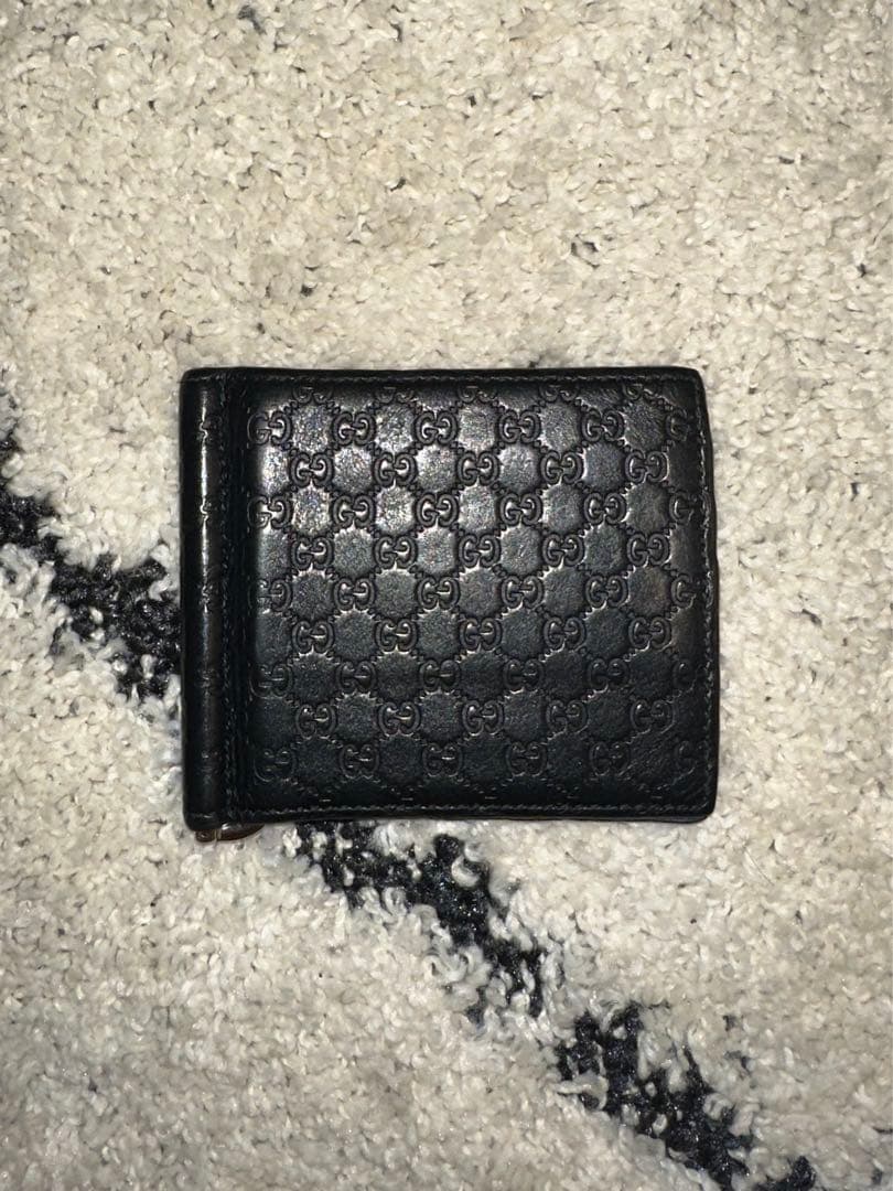 Gucci ブラックレザー マネークリップ
